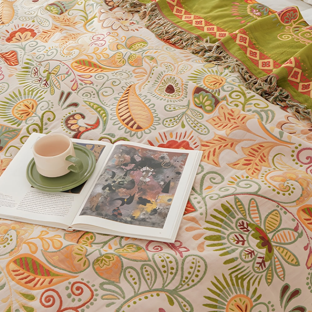 Close-up of the Sunny Fern woven paisley pattern