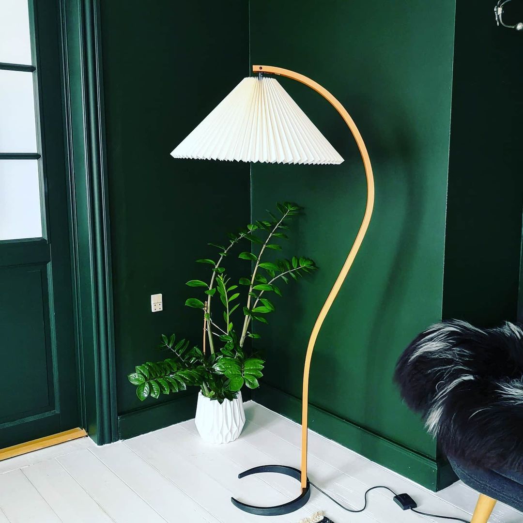 Nordic Beech Wood Pleated LED Floor Lamp