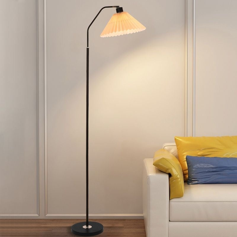 Minimalist Pleated Shade Iron Floor Lamp – Mains Plug-in – Living Room & Bedroom