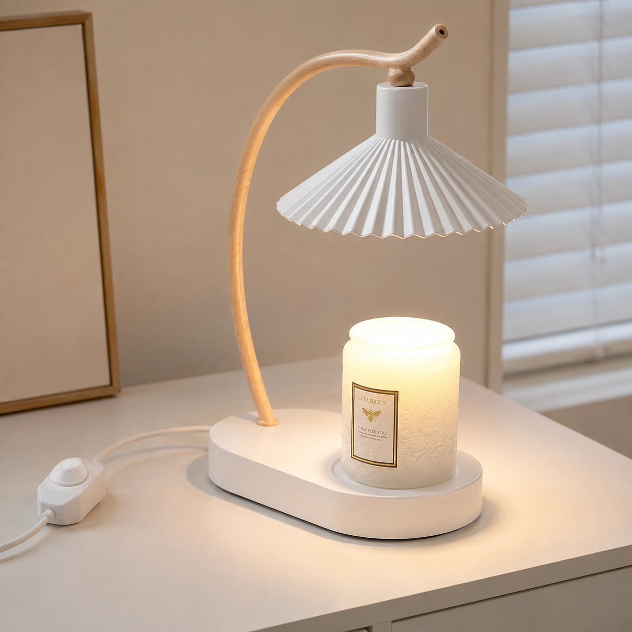Pleated Candle Warmer Lamp with Wood Base