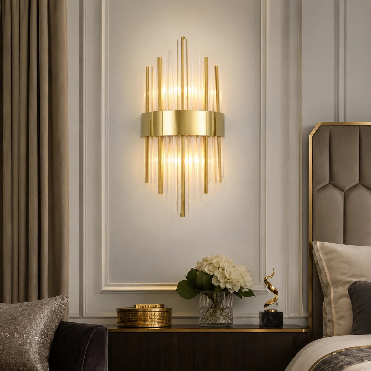 Modern Crystal Wall Light with Metal Frame