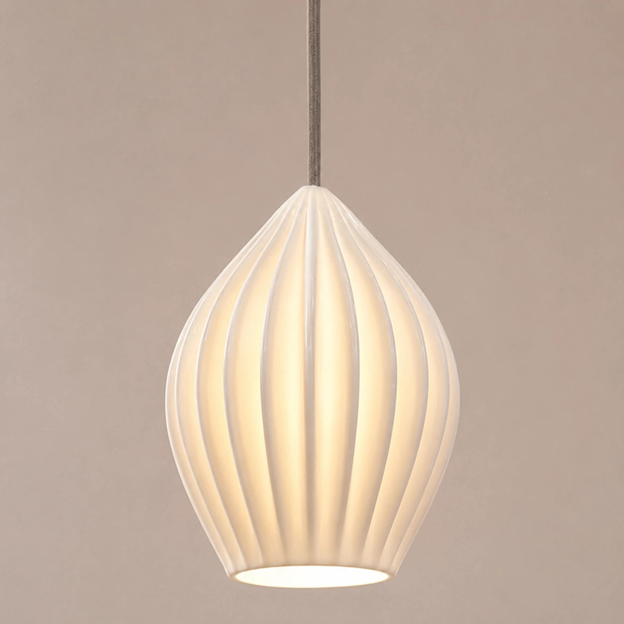 Ribbed Ceramic Pendant Light