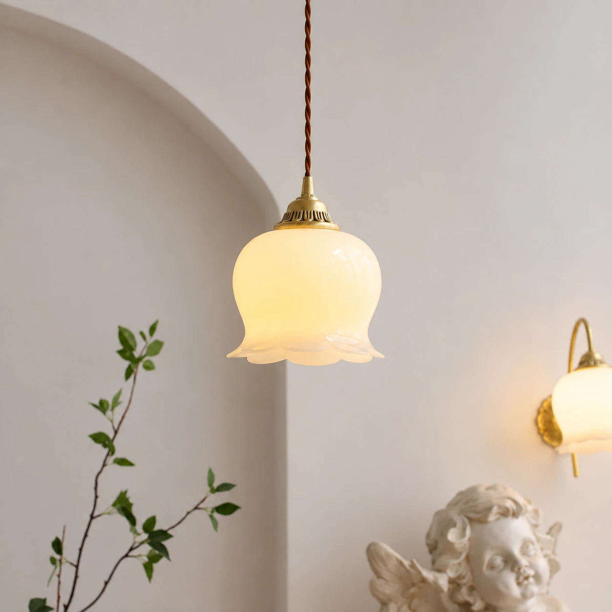 Vintage Scalloped Floral Pendant Light