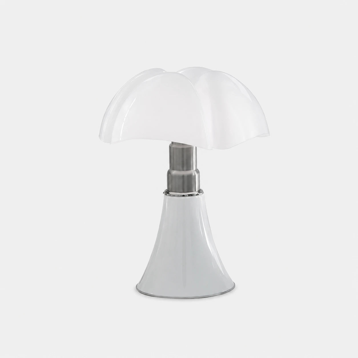 Sculptural Petal Glass Table Lamp