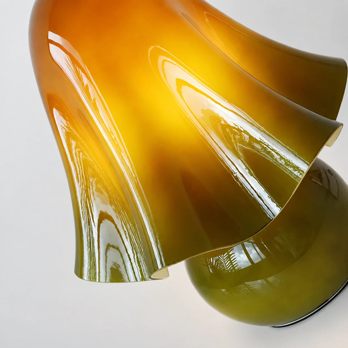 Sculptural Glass Skirt Table Lamp