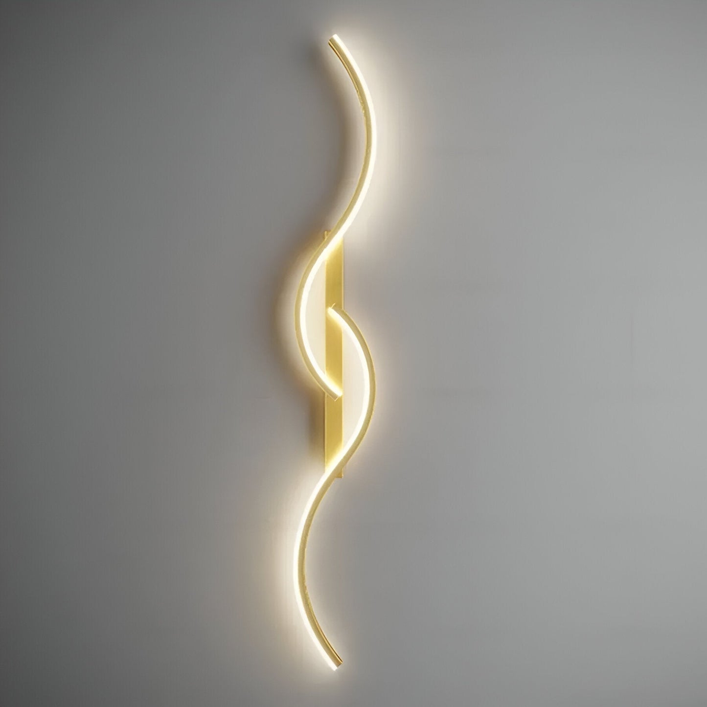 Sleek Minimalist Curved Wall Light