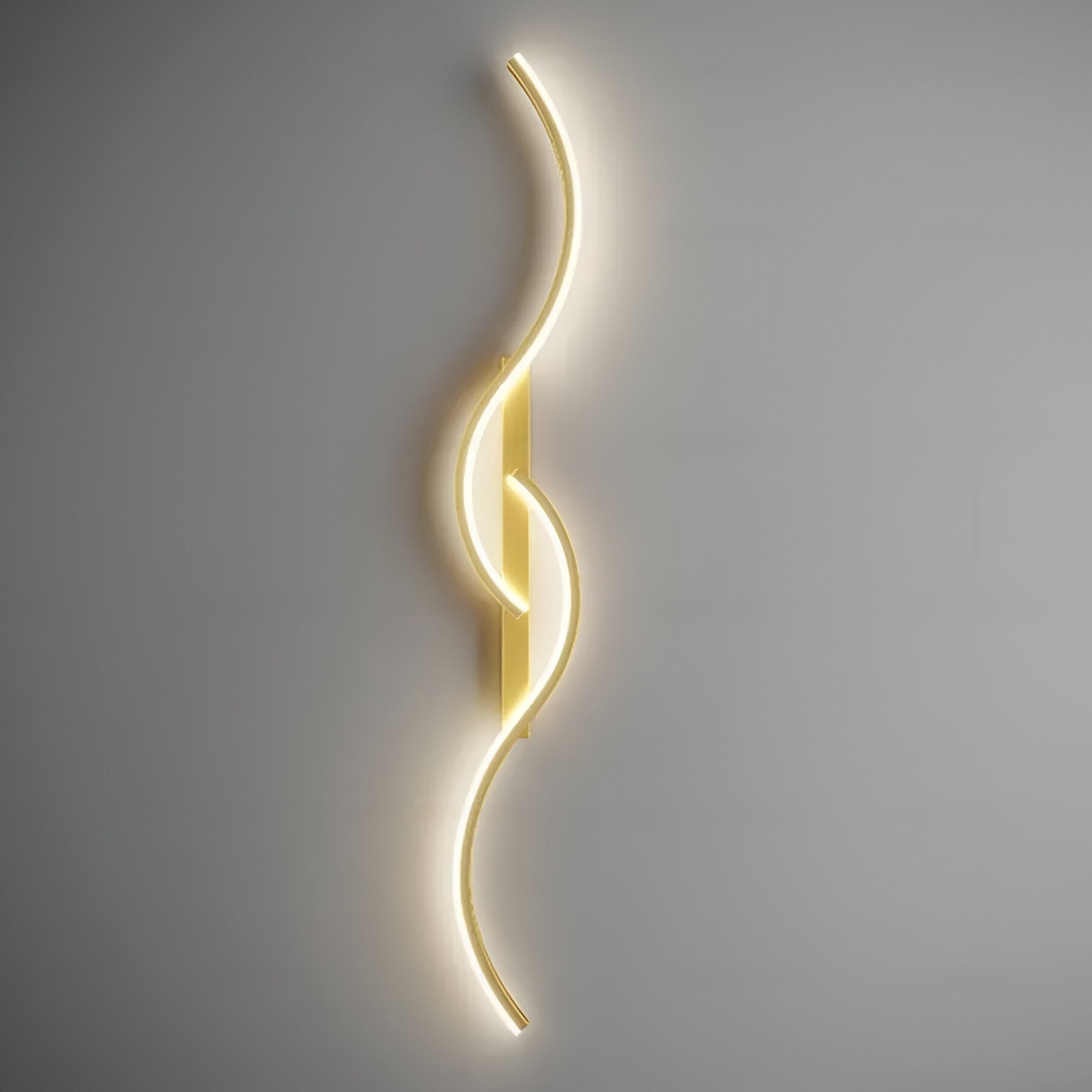Sleek Minimalist Curved Wall Light