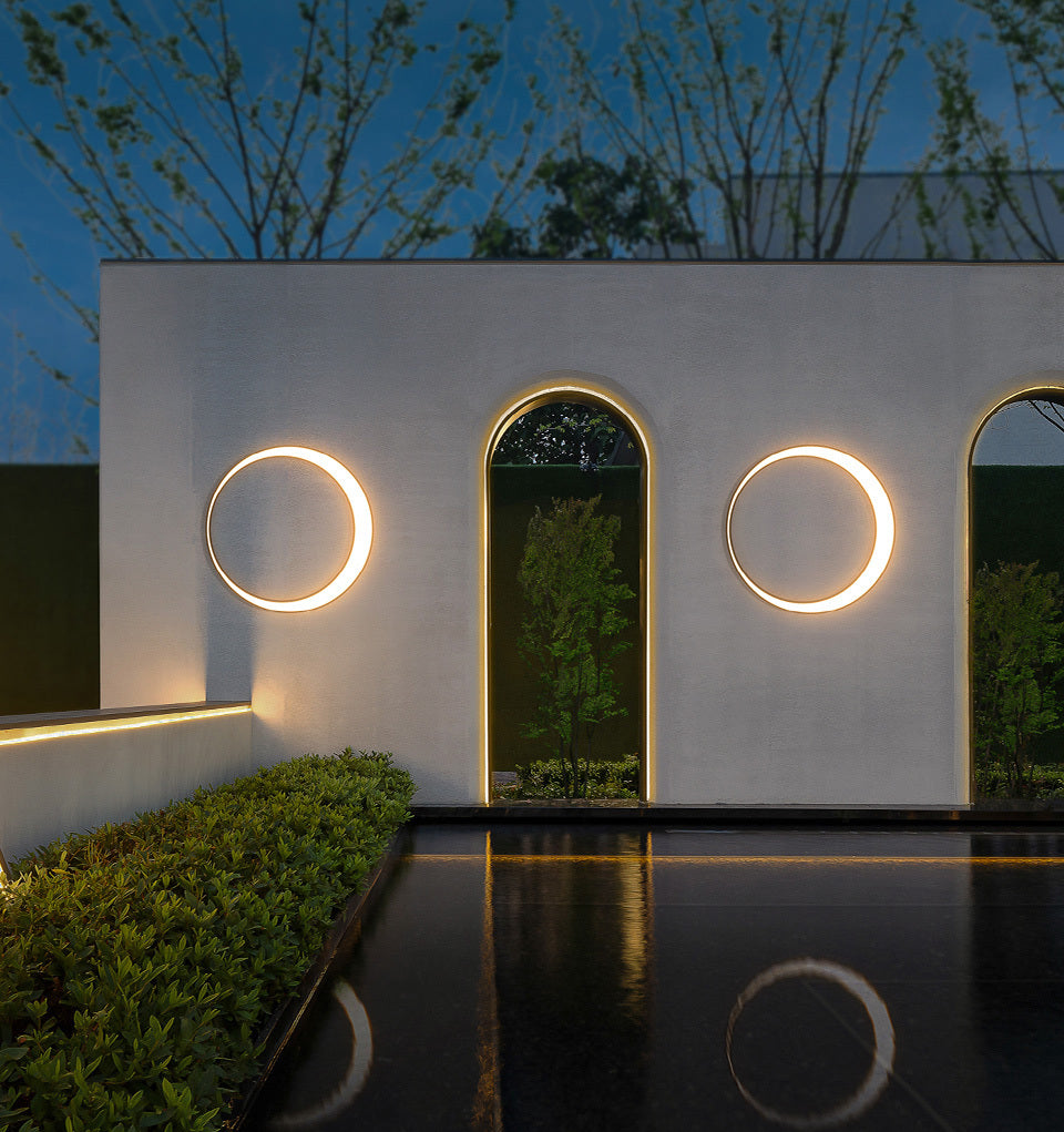 Lunara | Elegant Modern Outdoor Wall Lantern with Halo Effect 6