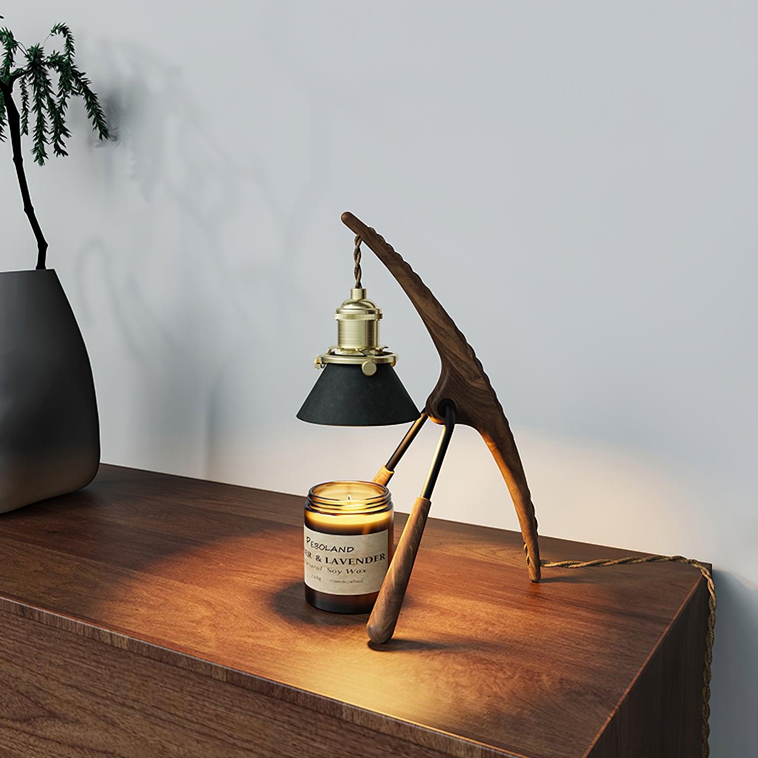 Mantis Warming Candle Lamp – Insect Art Design