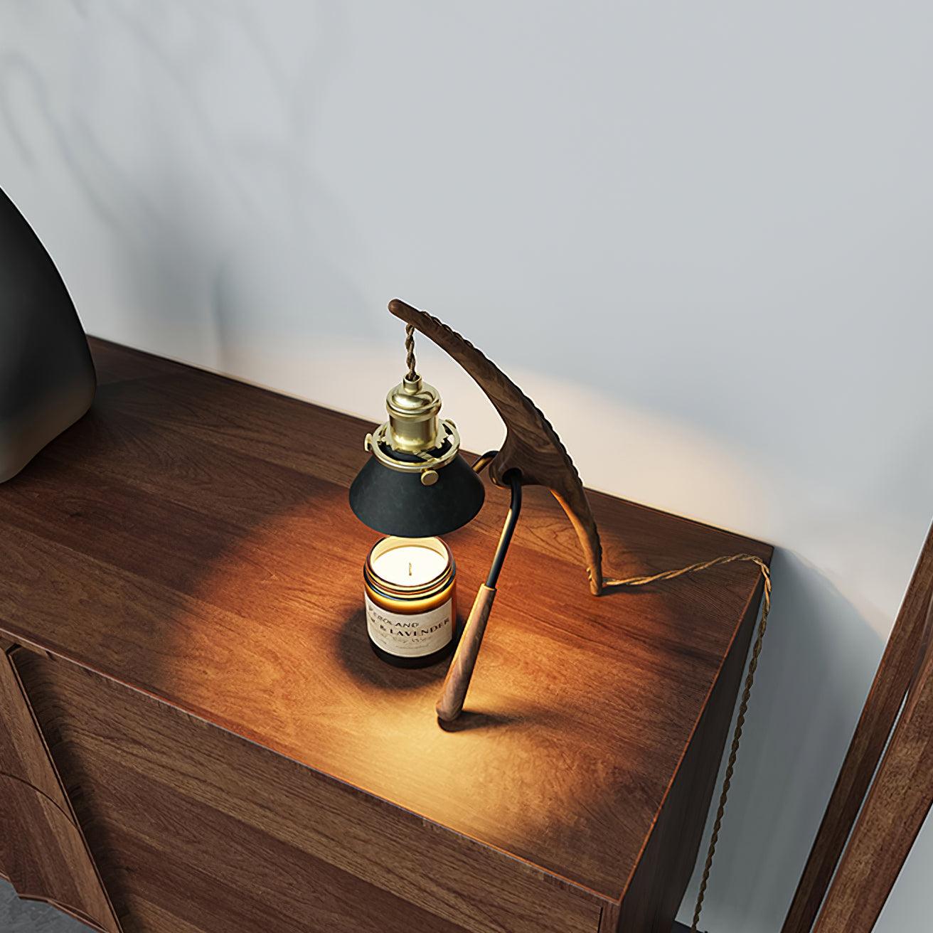 Mantis Warming Candle Lamp – Insect Art Design