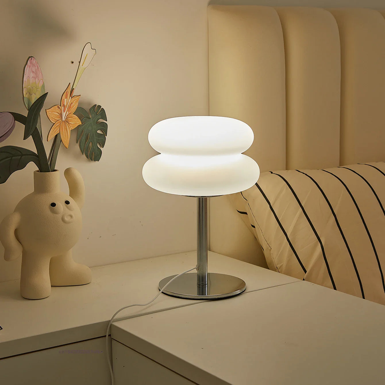 Bauhaus Retro Nordic Table Lamp - Minimalist Modern