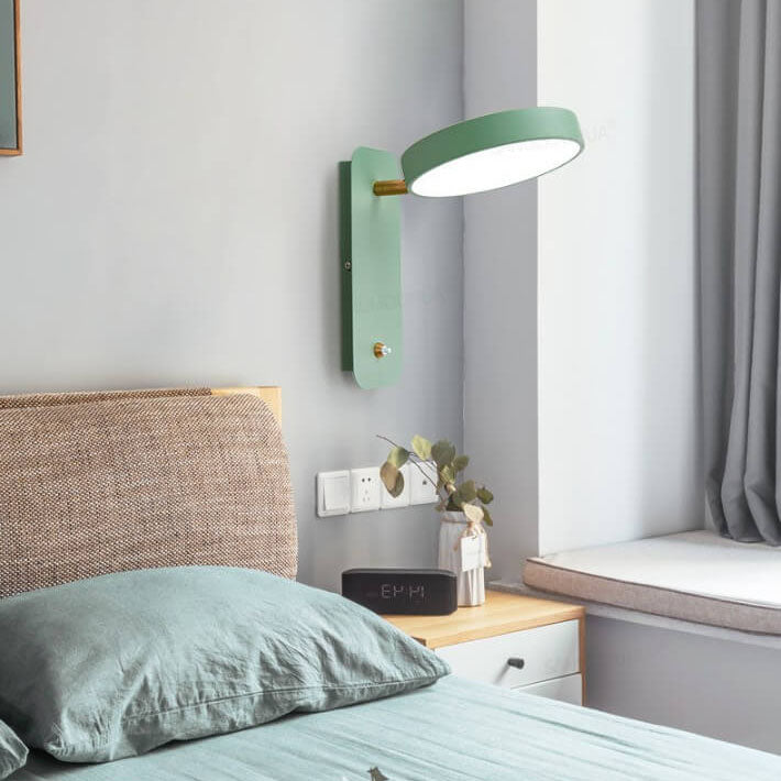 Adjustable LED Wall Sconce – Rotating Disc Head Reading Light – Bedroom Lounge Switch