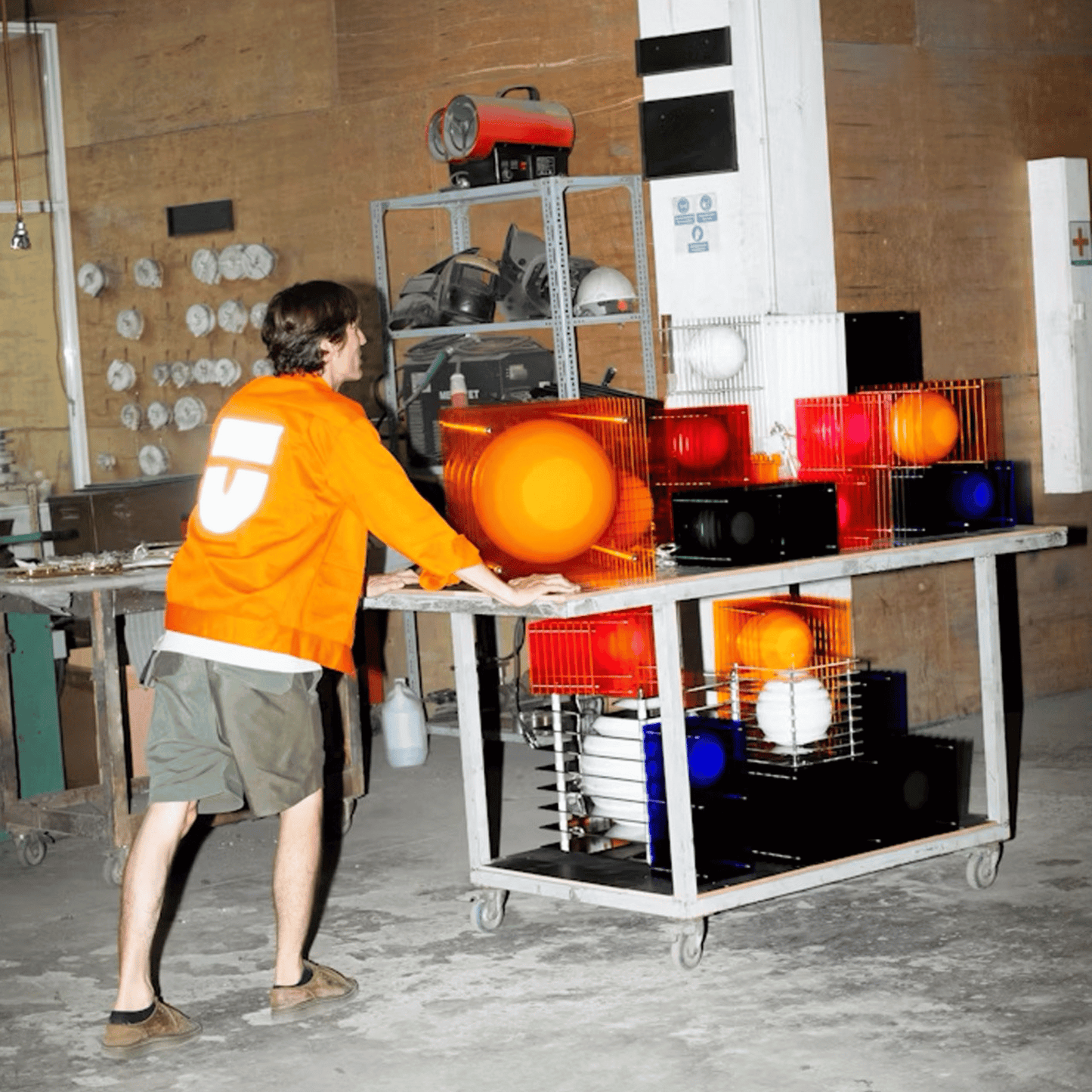 Portable RGB LED Cube Light for Bedroom & Living Room - Rechargeable - Wireless