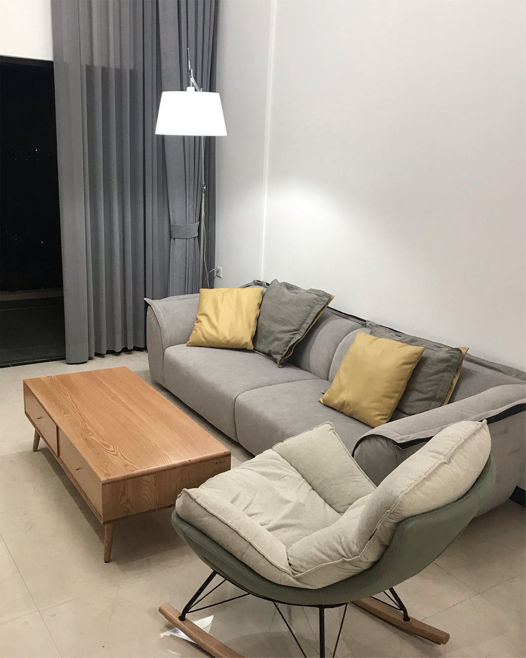 Adjustable Metal & Fabric Floor Lamp – Articulated Arm – Lounge & Reading