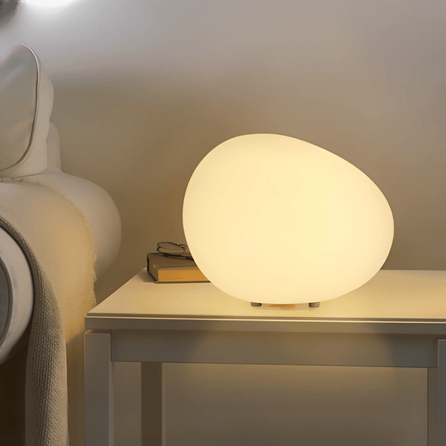 Minimalist LED Bedside Table Lamp for Bedroom - Night Light - Pebble-Shaped Design