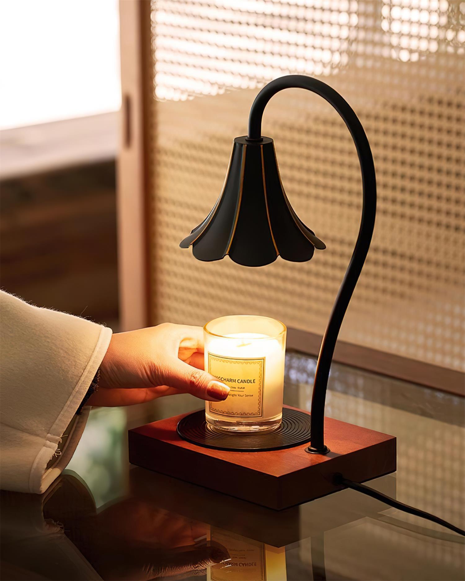 Elaro Candle Warmer Lamp – Elegant Glass-Top Design