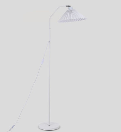Minimalist Pleated Shade Iron Floor Lamp – Mains Plug-in – Living Room & Bedroom