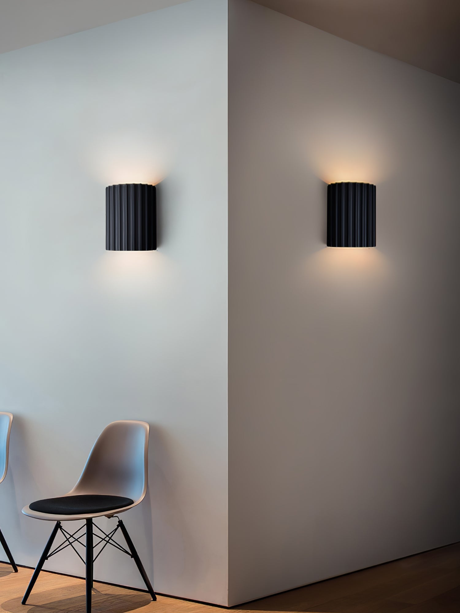 Modern Resin Wall Light with G9 LED Bulb