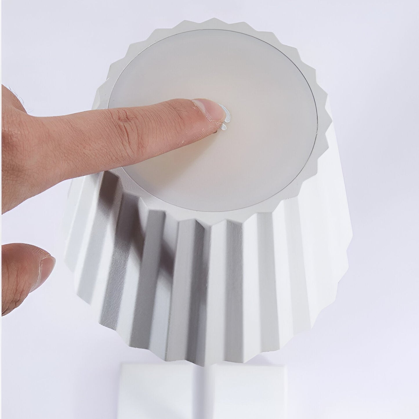 Dimmable Cordless Rechargeable LED Table Lamp