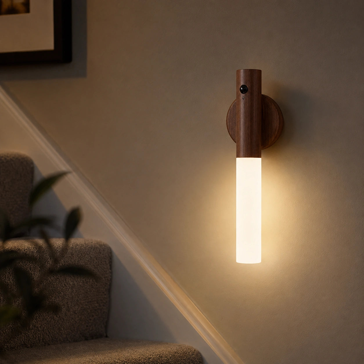 Rechargeable Motion Sensor Wall Light with Magnetic Base