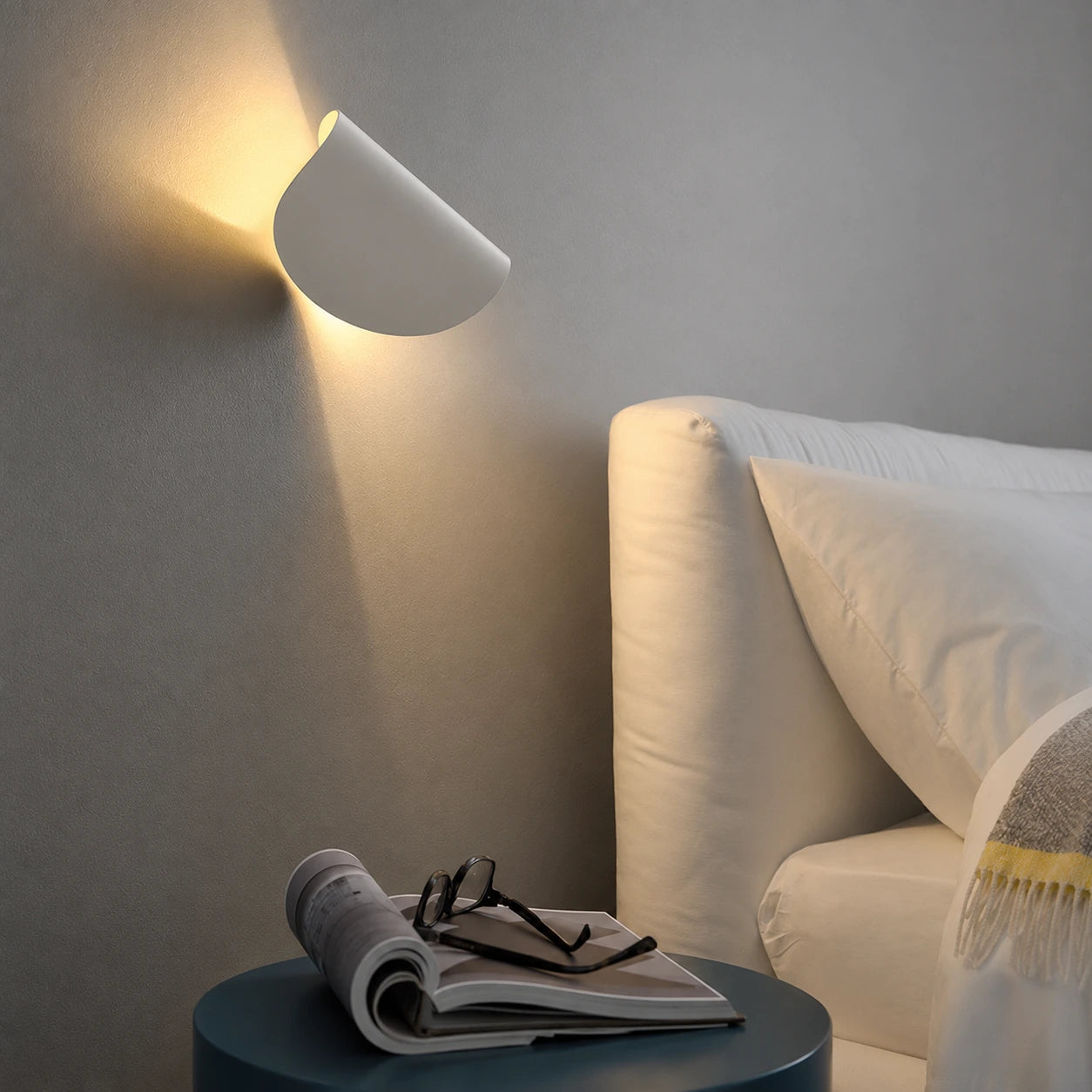 Modern Up and Down LED Wall Light