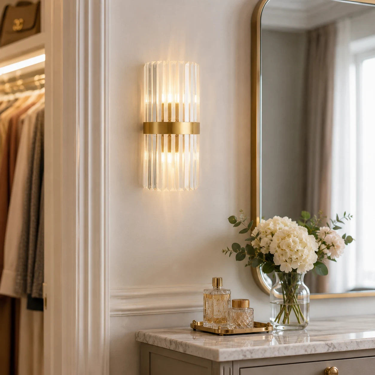 Modern Crystal Wall Light with Metal Frame