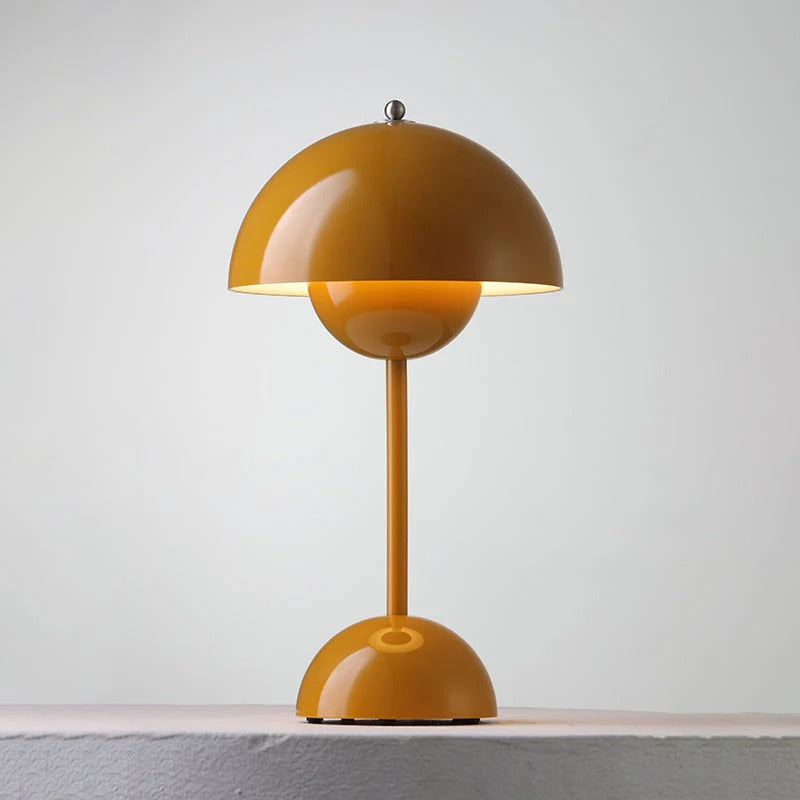 Retro Metal Dome LED Table Lamp – Cordless Rechargeable – Desk Reading