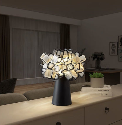Sculptural Acrylic Flower LED Table Lamp – Wired or Rechargeable – Bedroom & Living Room