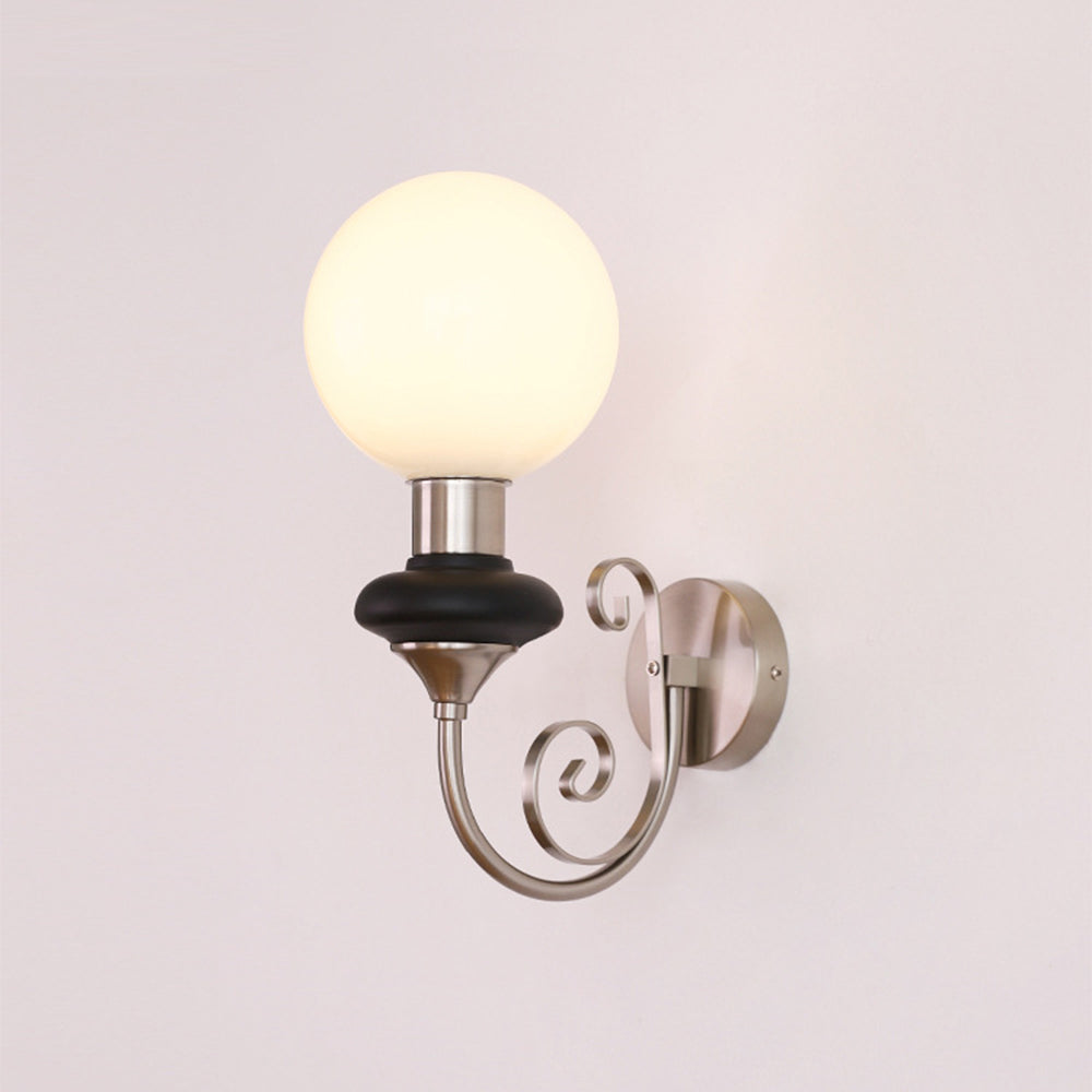 French Retro Elegant Metal Vintage Indoor Wall Light