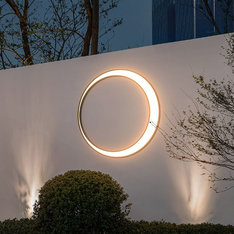 Lunara | Elegant Modern Outdoor Wall Lantern with Halo Effect 4