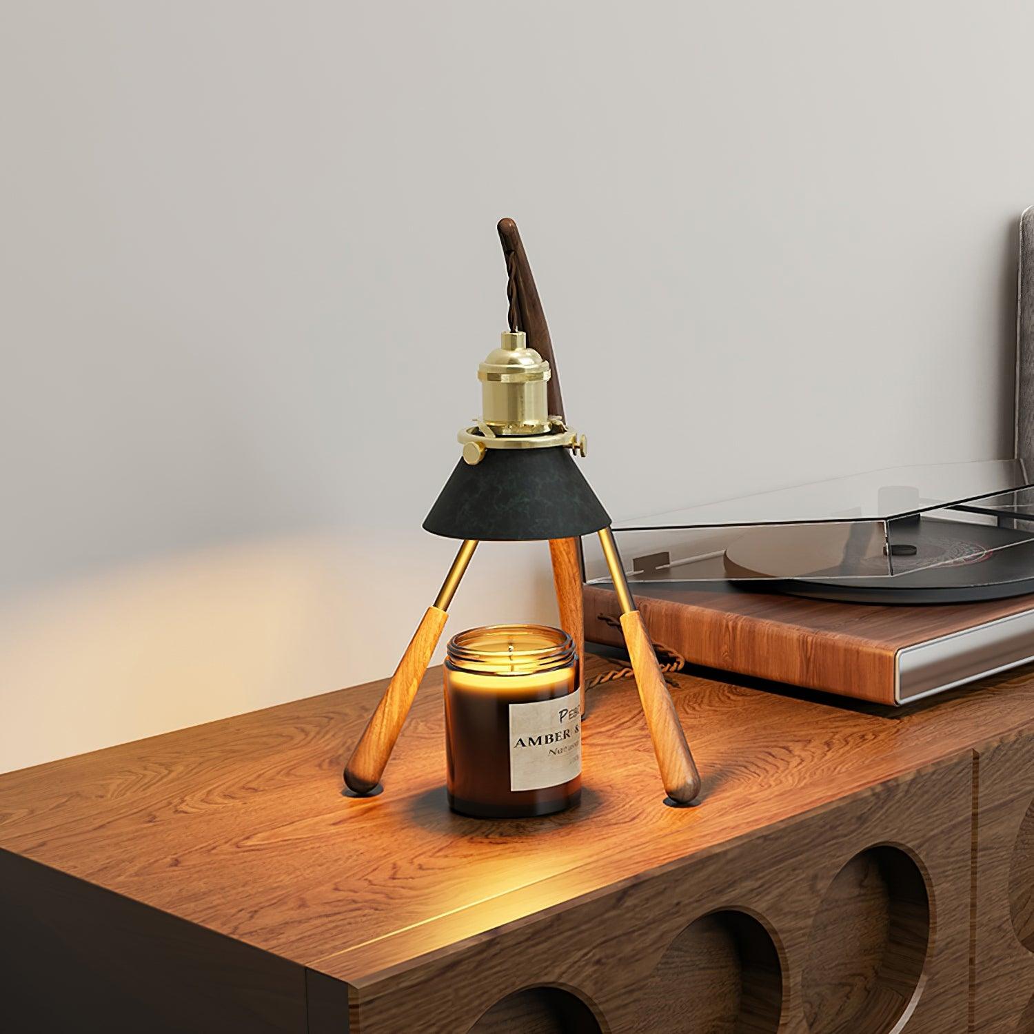 Mantis Warming Candle Lamp – Insect Art Design