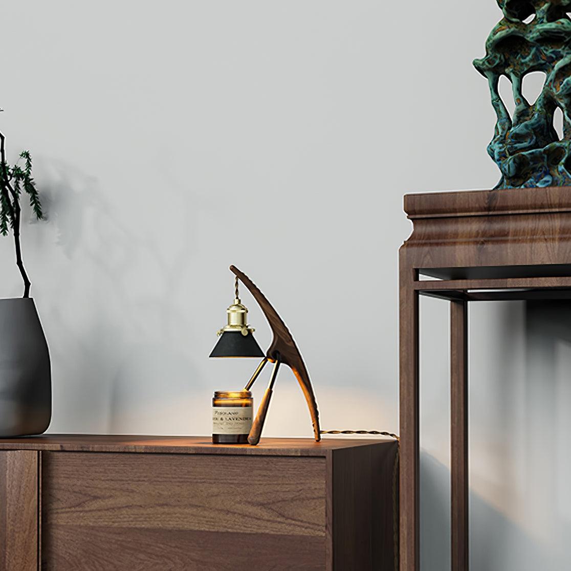 Mantis Warming Candle Lamp – Insect Art Design