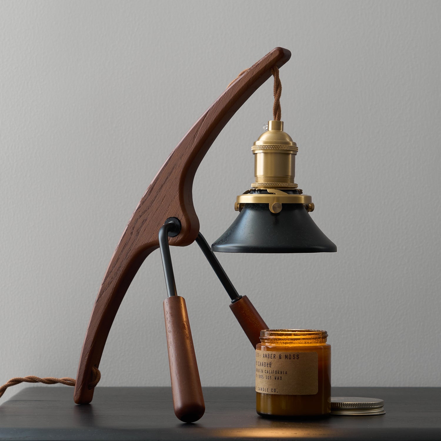 Mantis Warming Candle Lamp – Insect Art Design