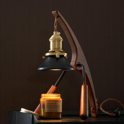 Mantis Warming Candle Lamp – Insect Art Design