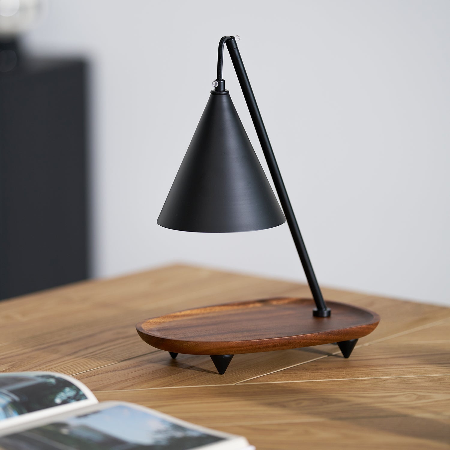 Mikaro Candle Warmer Lamp – Clean Rounded Design Indoor Wax Melter