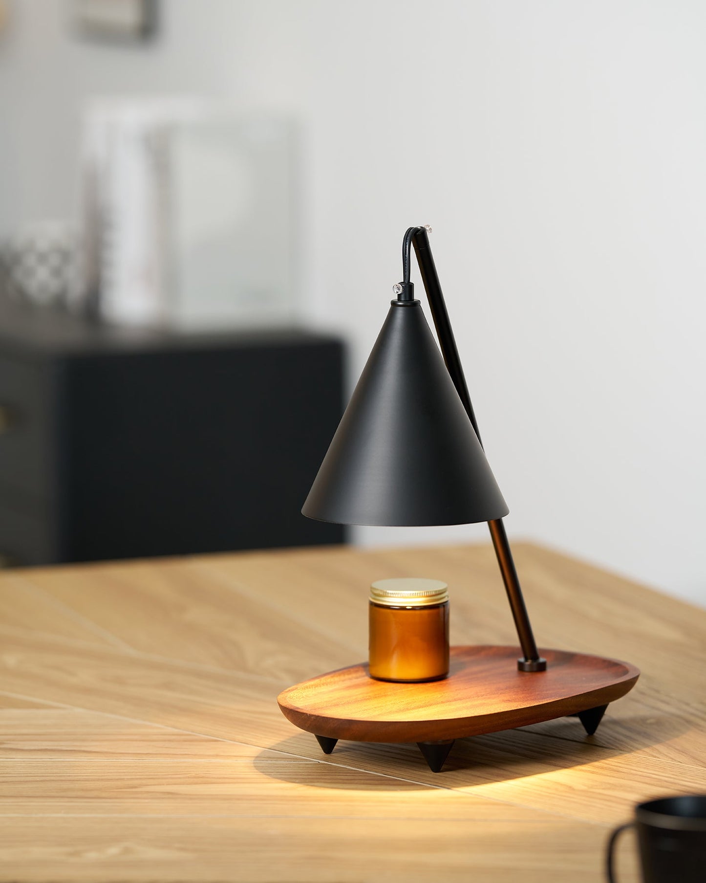 Mikaro Candle Warmer Lamp – Clean Rounded Design Indoor Wax Melter