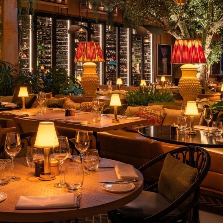 Fabric Shade Table Lamp