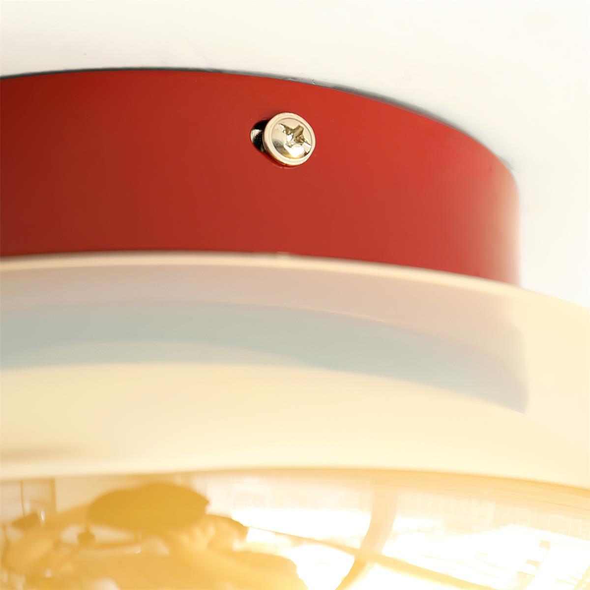 Low-profile round LED ceiling light