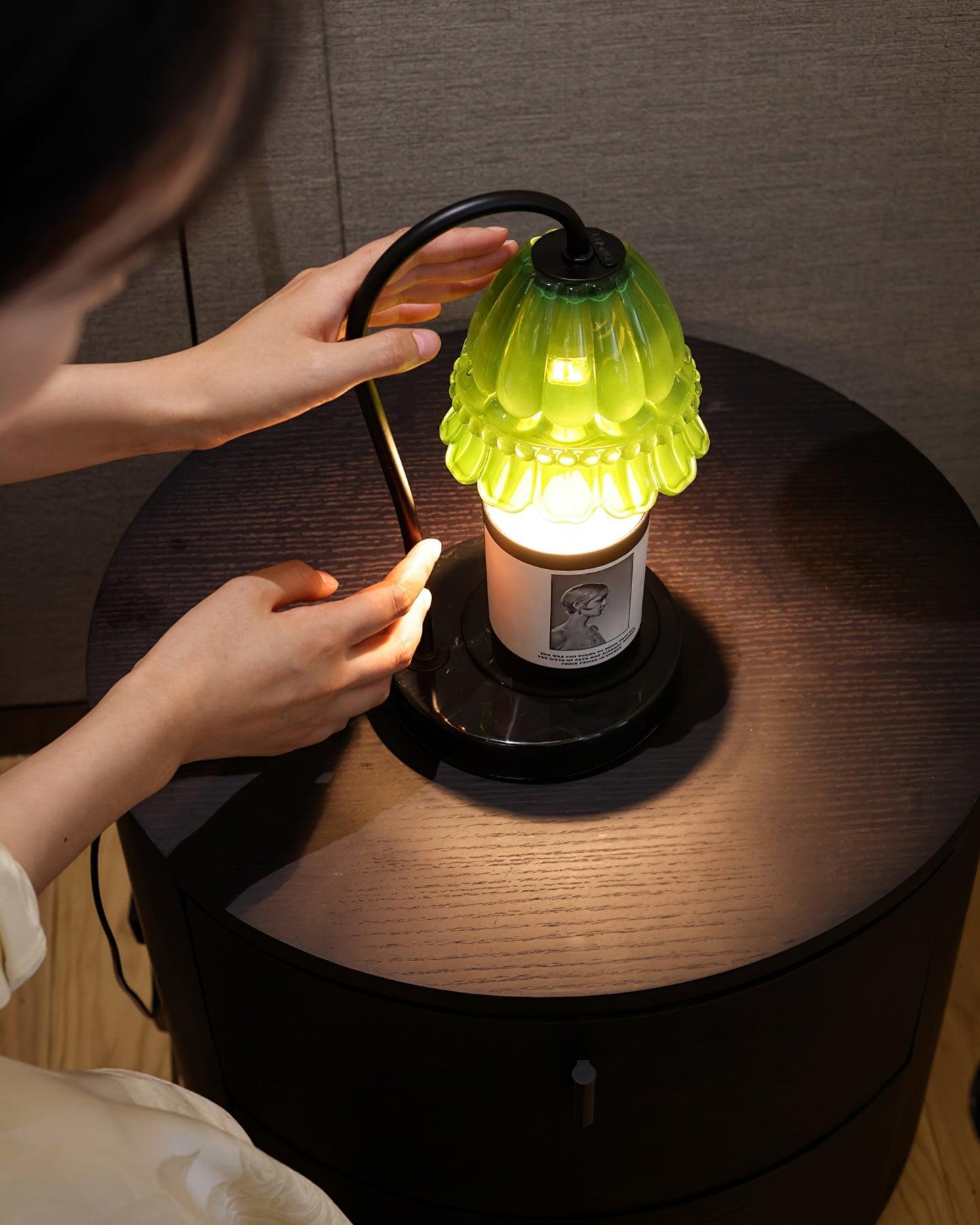 Valon Candle Warmer Lamp – Marble Base & Dome Shade