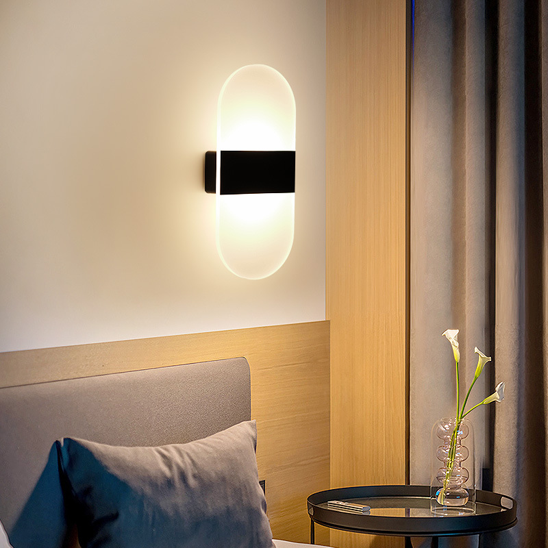 Minimalist Oval Frosted Acrylic Wall Light – Rechargeable LED – Lounge