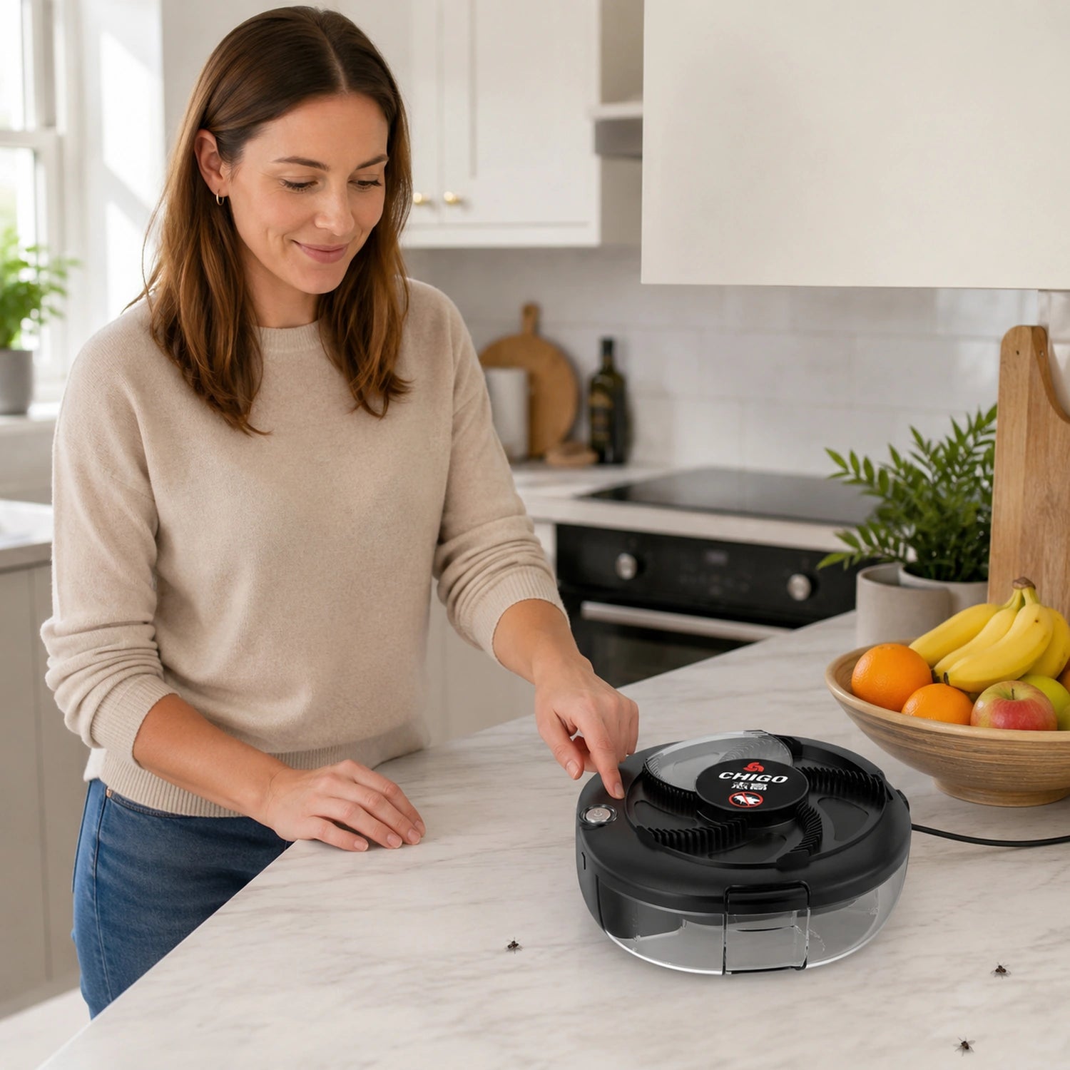 Rechargeable & Plug-in Electric Fly Trap for Indoor & Outdoor Use