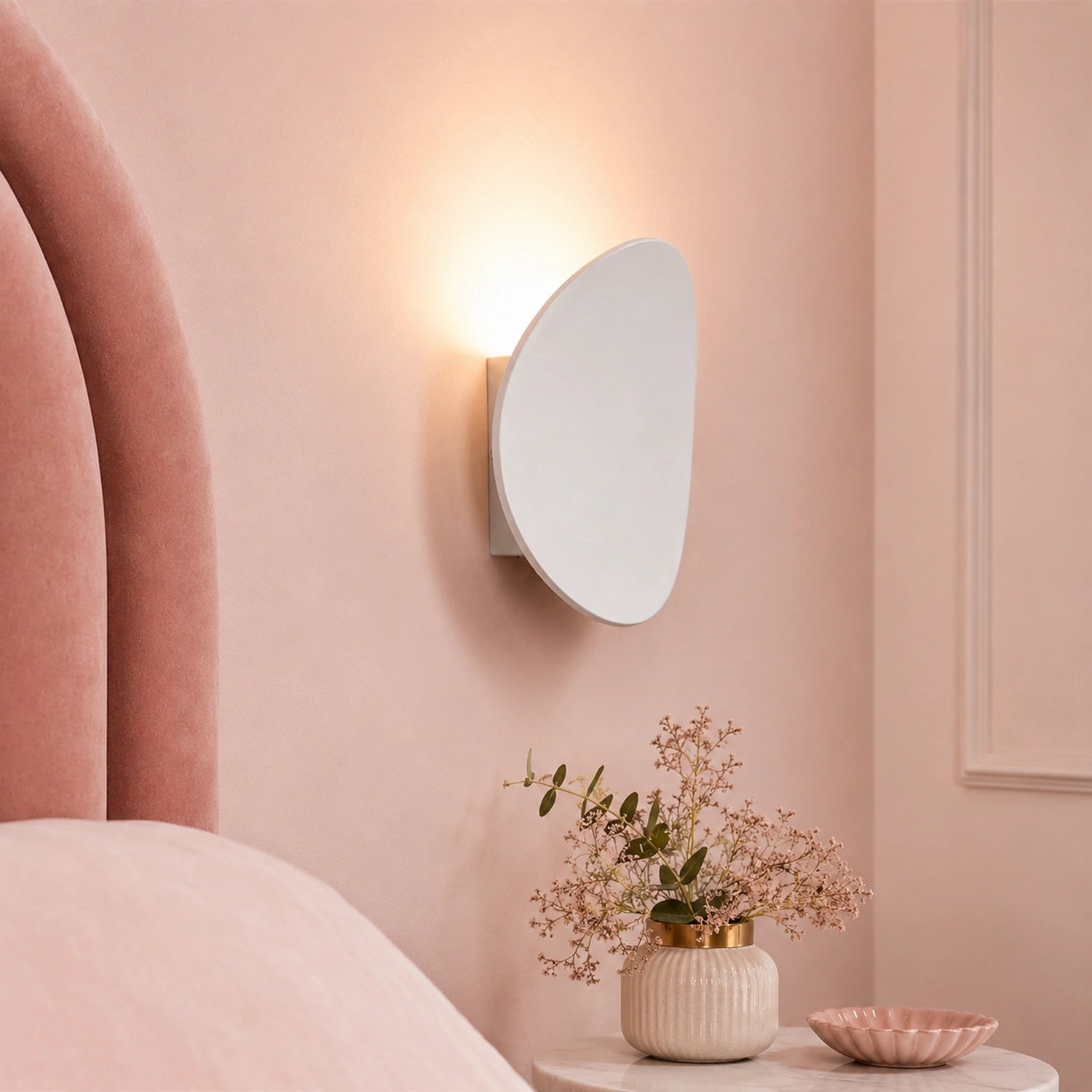 Modern Aluminium LED Wall Light with Up & Down Illumination